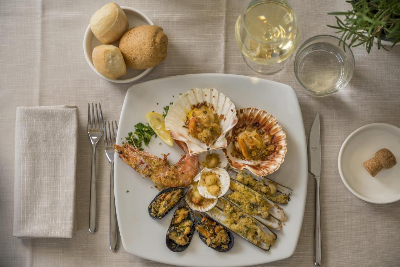 Albergo Ristorante Pozzi Bellaria-Igea Marina Exterior photo